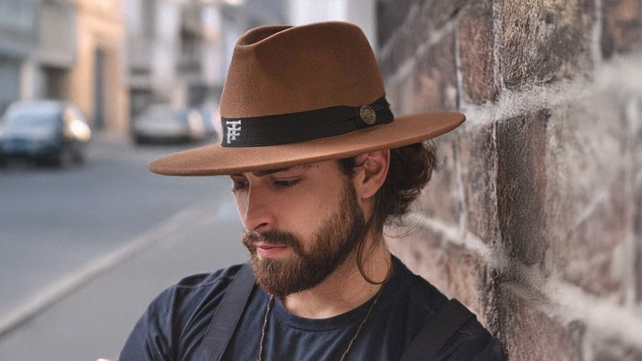 The Fedora Hat: Why Is It So Popular in Europe?